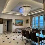 Isabella - Luxury With Style Right Next To The Beach, Private Pool And Sea View *
