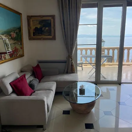 아파트 Isabella - Luxury With Style Right Next To The Beach, Private Pool And Sea View *