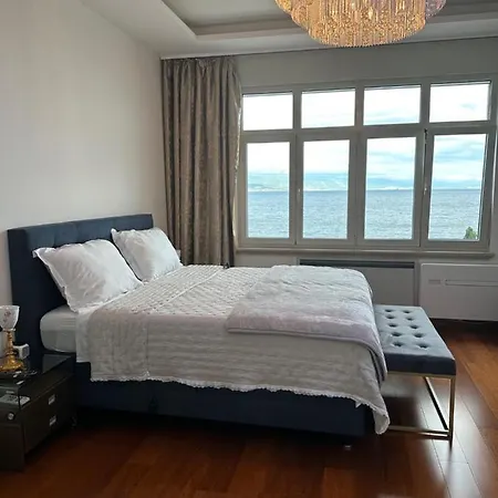 Lägenhet Isabella - Luxury With Style Right Next To The Beach, Private Pool And Sea View *