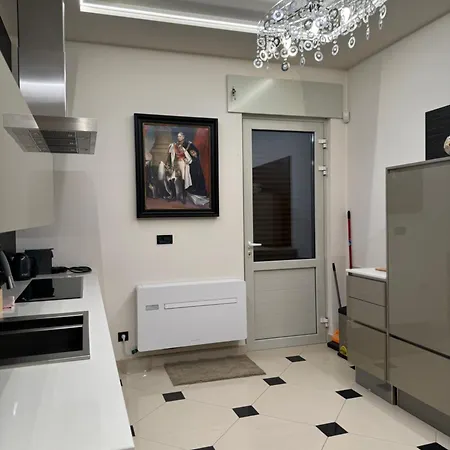 Apartman Isabella - Luxury With Style Right Next To The Beach, Private Pool And Sea View